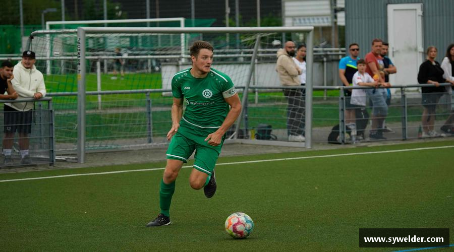 挑战规则，创造传奇